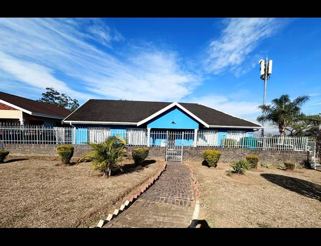 3 BEDROOM HOUSE FOR SALE IN WOODLANDS